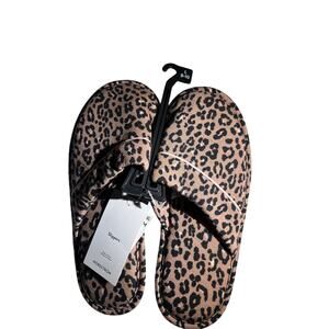 NEW Nordstrom Brown Brownie Animal Print  slippers size Large ( 9/10 )